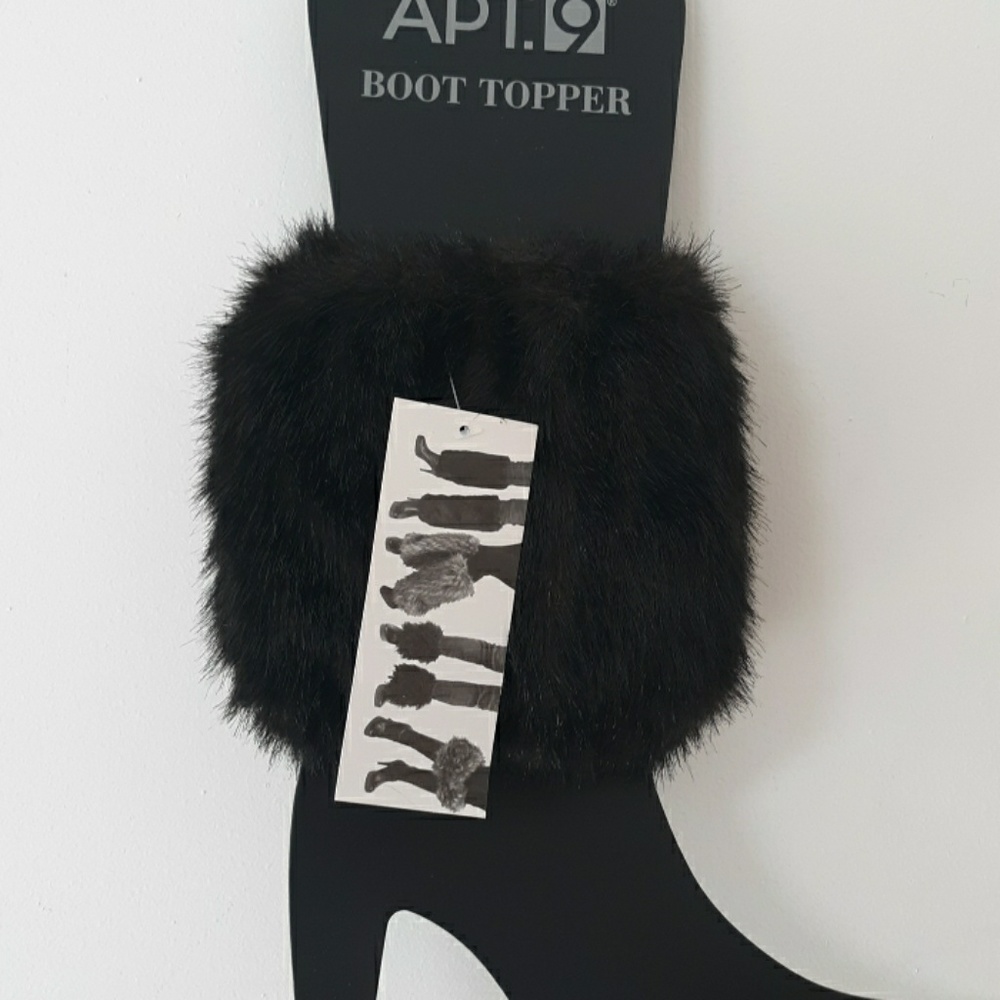 Boot topper leg warmer